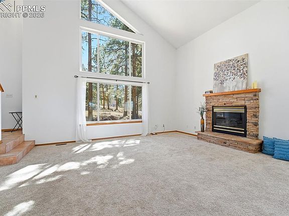 3rd image of 1100 Pine Ridge Rd