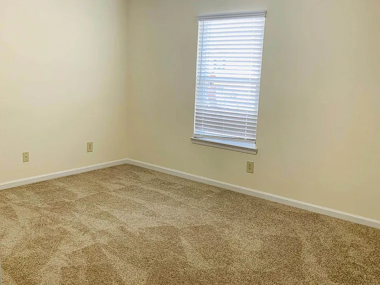 Regency at Longhill — Photo 13