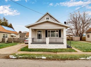 97 Charles St, Cheektowaga, NY 14206