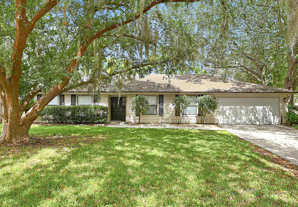 5537 Blackjack Grove Ln