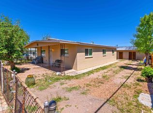719 N Riverside Dr, Mammoth, AZ 85618