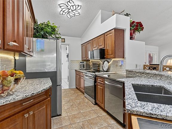 2nd image of 507 E Gilchrist Ct