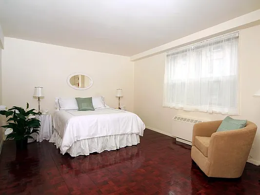 Sold by Sotheby's International Realty | media 21
