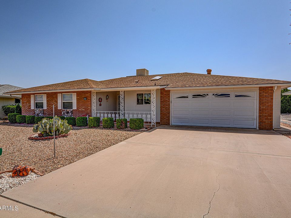 1st image of 10528 W Kingswood Cir