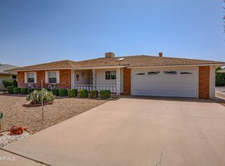 10528 W Kingswood Cir, Sun City, AZ 85351