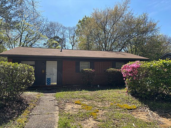 2nd image of 1814 Pinecrest Dr