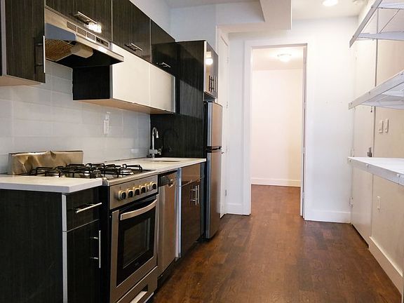 5th image of 287 Troutman St #2C