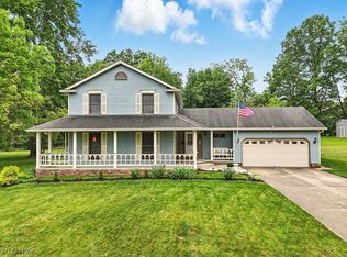 4923 Heights Dr, Stow, OH 44224