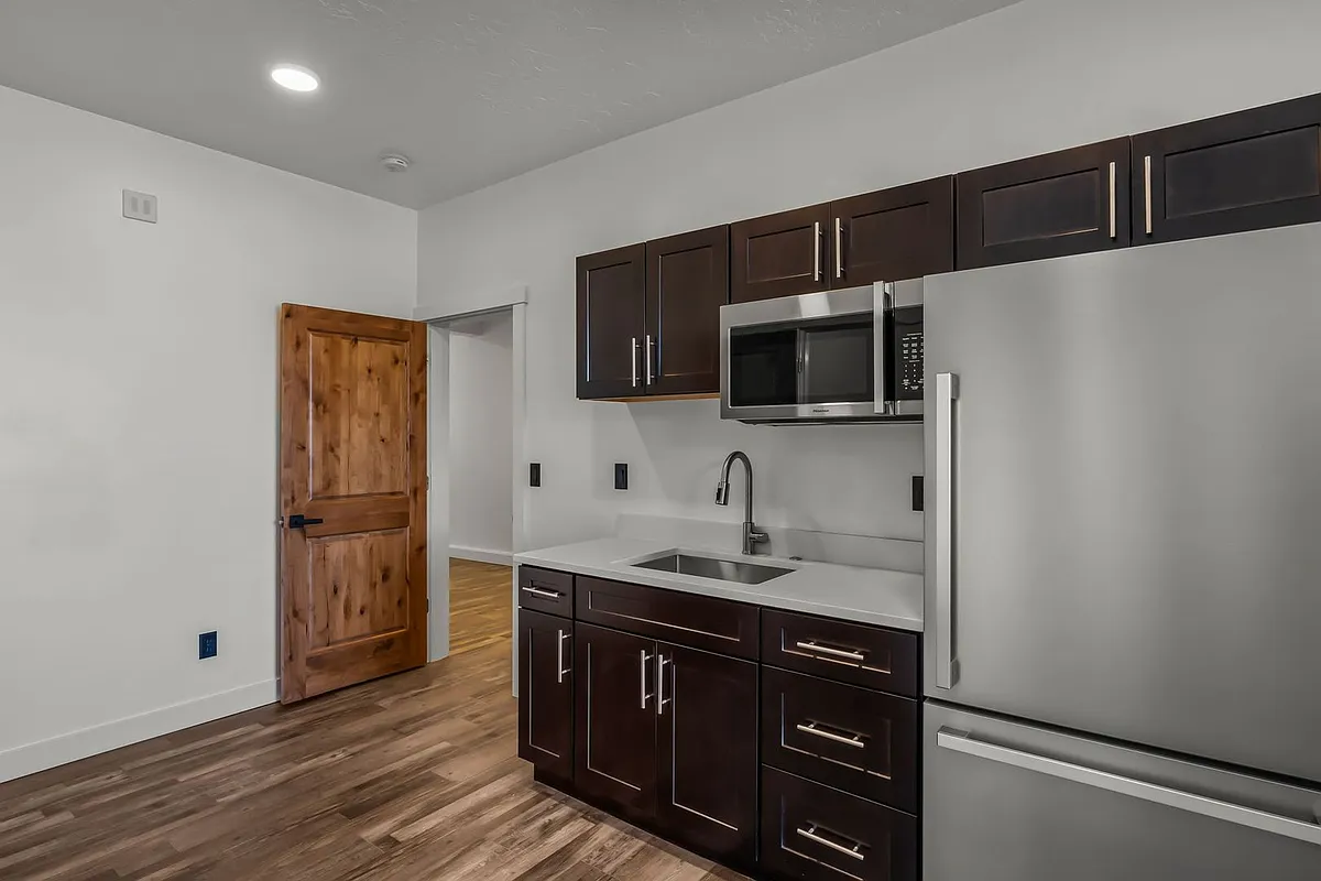 Building Photo - 336