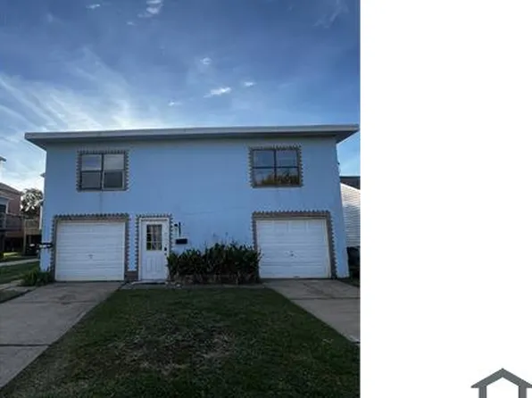 1709 Bayou Homes Dr, Galveston, TX 77551