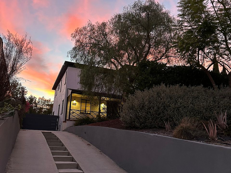1st image of 2823 Griffith Park Blvd
