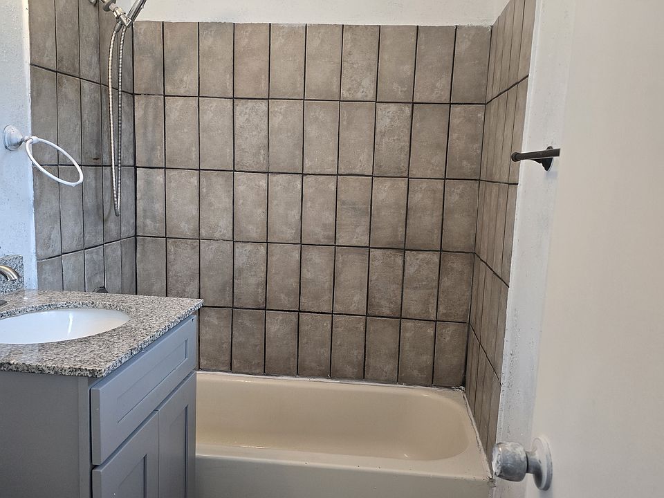 1st image of 1810 W Crestwood Ln APT 5