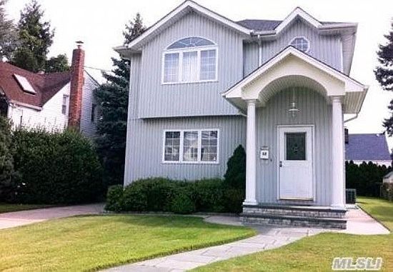 1st image of 32 Grattan St