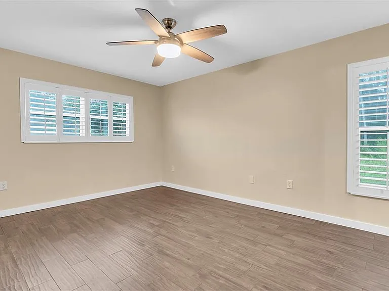 3203 Charter Club Dr #B — Photo 22
