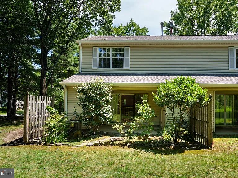 11 Abelia Ct — Photo 28