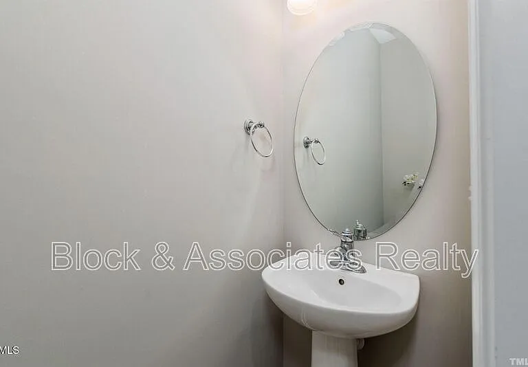 2101 Addenbrock Dr — Photo 7