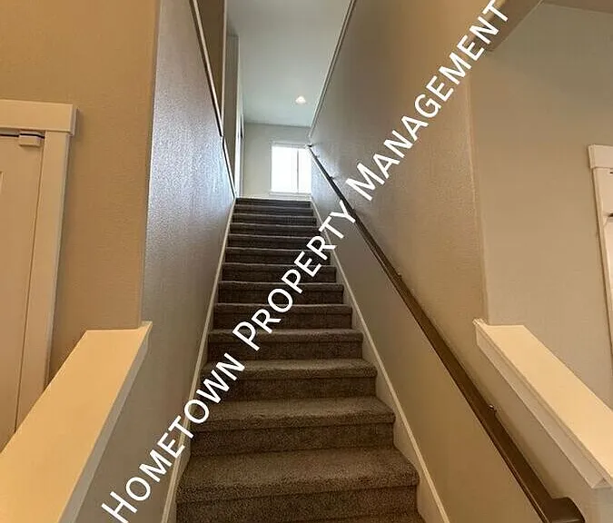 620 Natalee Jo St SE — Photo 21
