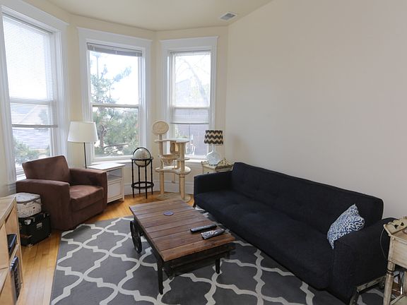 2nd image of 1650 N Rockwell St APT 2