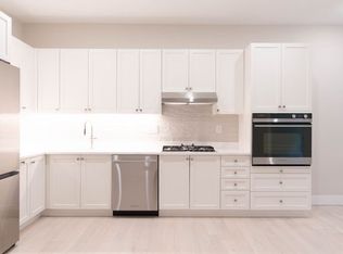 197 Green St #202, Jamaica Plain, MA 02130