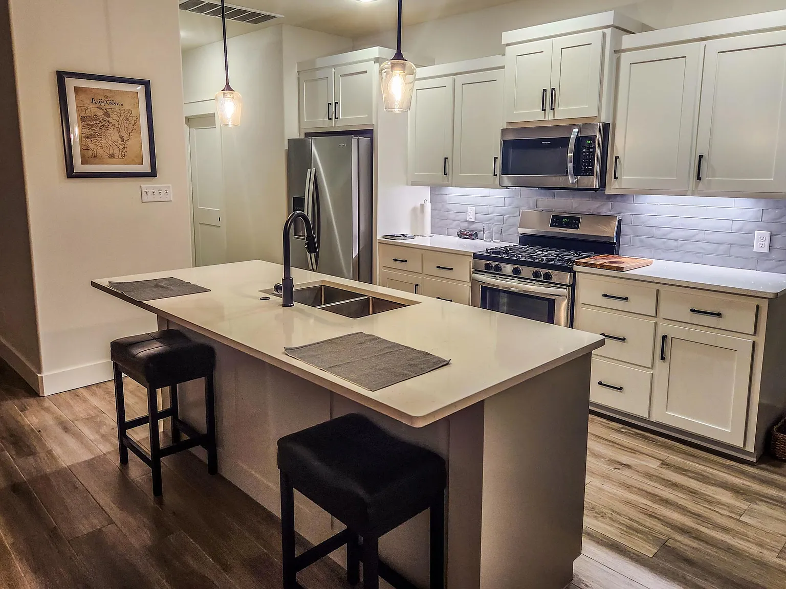106 Stoneledge Dr — Photo 4