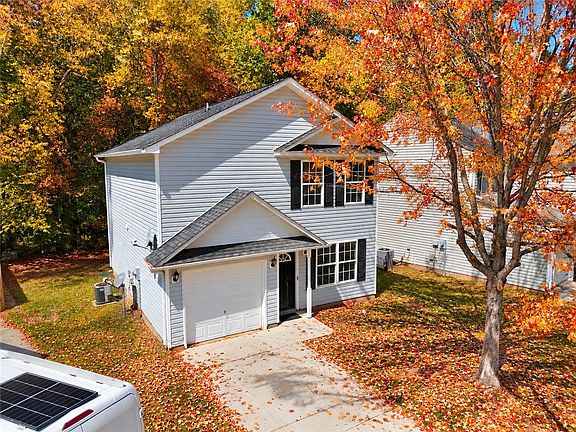 2nd image of 88 Birdsong Ln