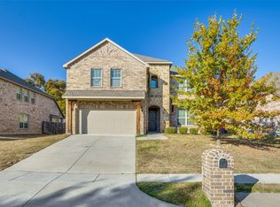 1725 Crescent Oak St, Wylie, TX 75098