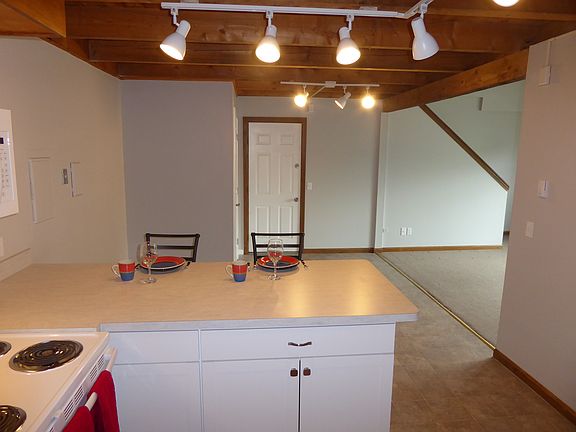 4th image of 2 Conz St APT 88