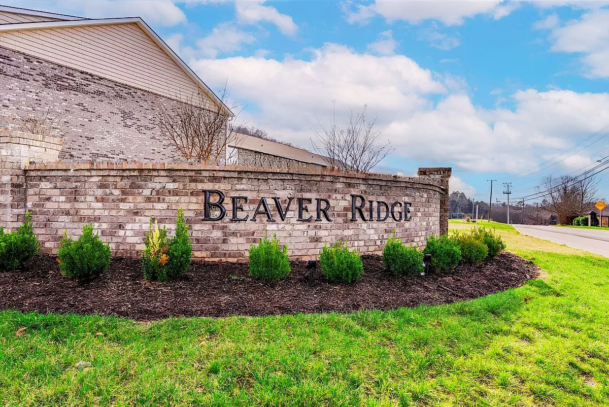 Townehomes of Beaver Ridge — Photo 2