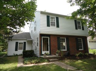 1011 Rollins Rd, Columbia, MO 65203