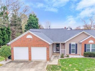 17220 Chardonnay Ct, Cornelius, NC 28031