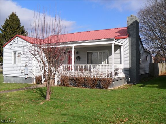 2nd image of 619 30th St