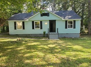 787 Warren Dr, Forest Park, GA 30297