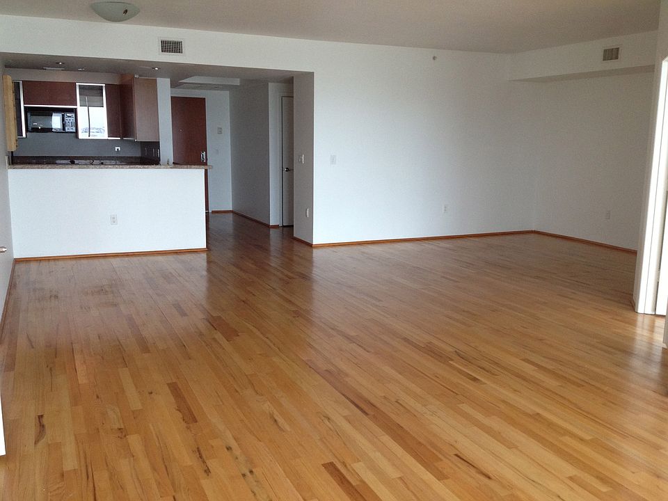 1st image of 10 Venetian Way APT 2202