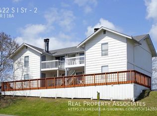2422 S I St APT 2, Tacoma, WA 98405