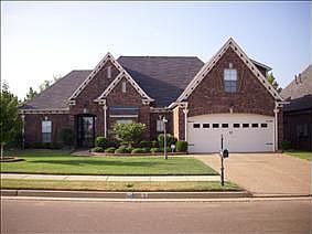 1st image of 205 Whispering Creek Dr