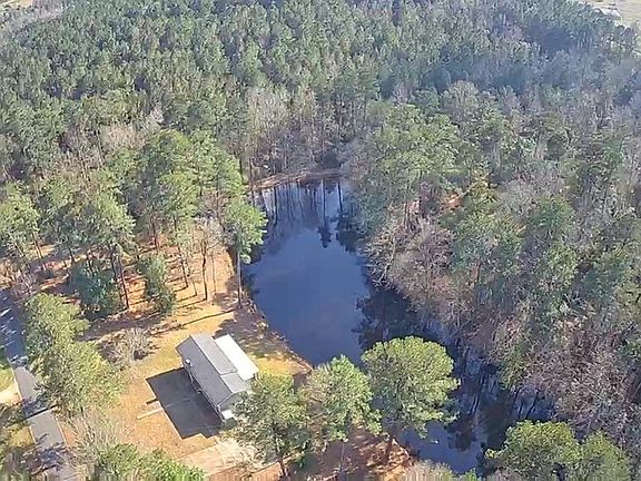 3rd image of 688 Joe Perrett Rd