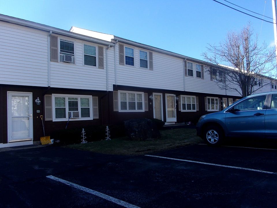 2nd image of E9 Ba Dr Unit 9