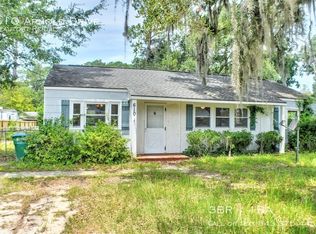 610 Arnold Dr, Beaufort, SC 29902