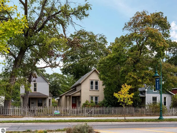 637-639 641st St E #8, Traverse City, MI 49686