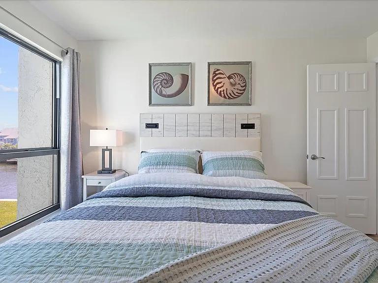 1 Windrush Blvd #98 — Photo 42