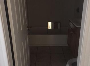 45 Bloomfield St #3, Springfield, MA 01108