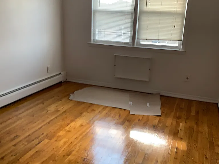 4230 164th St #3 — Photo 9