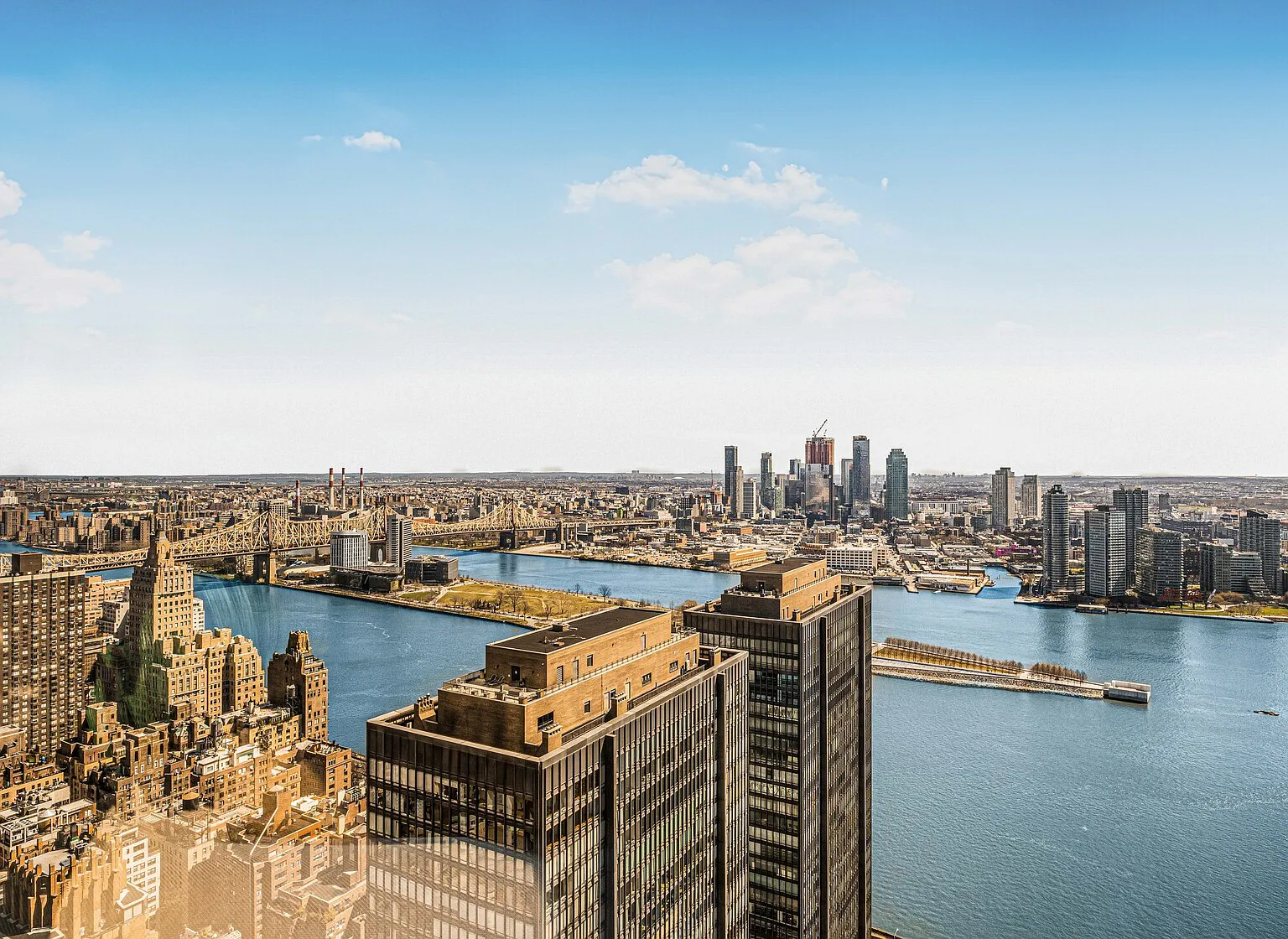 845 United Nations Plaza — Photo 2