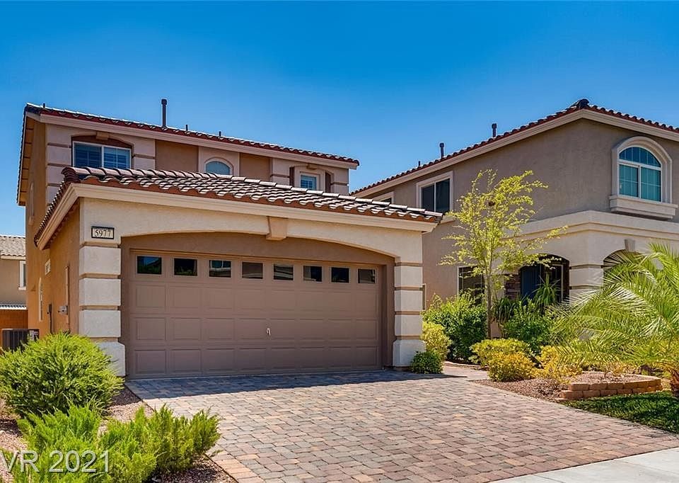 1st image of 5977 Azzura Palms Ave