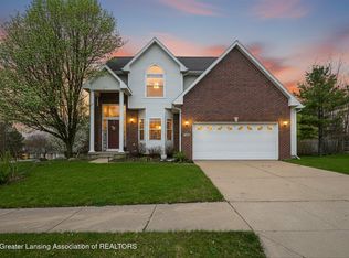 5265 Haversham Dr, Haslett, MI 48840