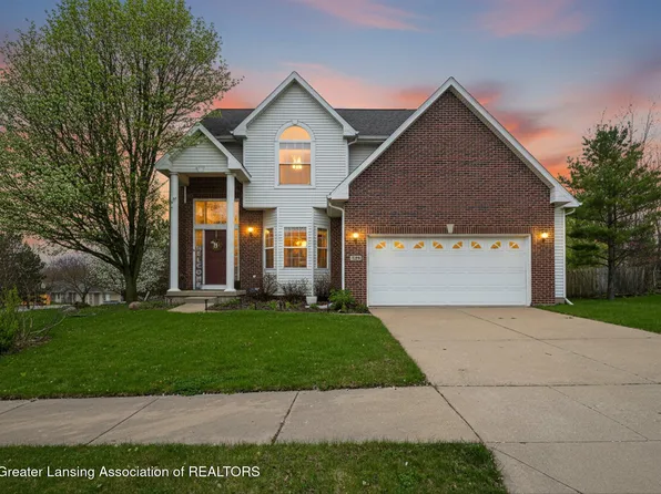 5265 Haversham Dr, Haslett, MI 48840