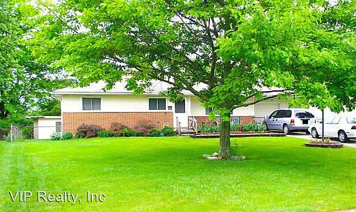 1122 Saint Jude Ave photo 1