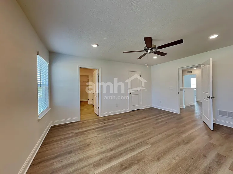 1373 Park Pl S — Photo 9