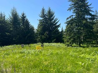 755 W Edgewood Dr, Port Angeles, WA