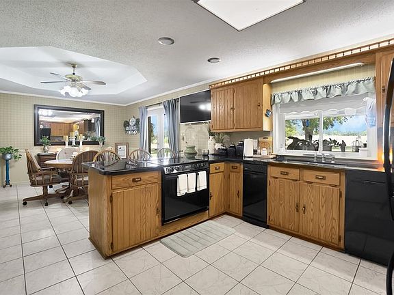 3rd image of 13627 County Road 3140